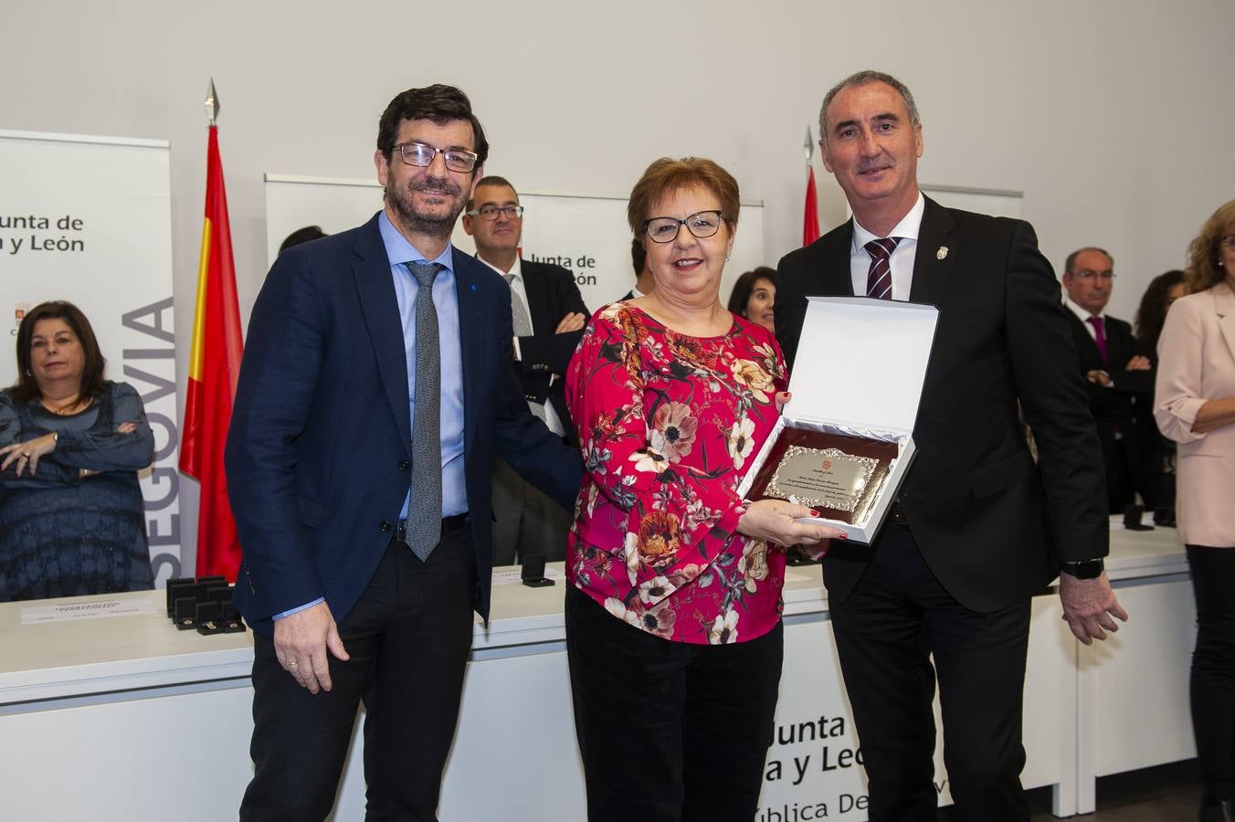 El delegado territorial, José Mazarías, ha trasladado el reconocimiento de la Junta de Castilla y León a 162 funcionarios y laborales que en 2019 culminan su carrera profesional al servicio de los ciudadanos y a los que reciben este año distinciones por años de servicio