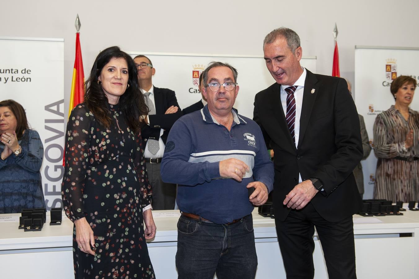 El delegado territorial, José Mazarías, ha trasladado el reconocimiento de la Junta de Castilla y León a 162 funcionarios y laborales que en 2019 culminan su carrera profesional al servicio de los ciudadanos y a los que reciben este año distinciones por años de servicio