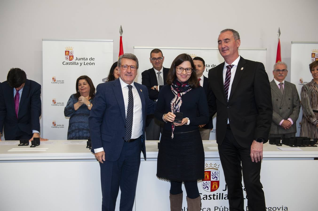 El delegado territorial, José Mazarías, ha trasladado el reconocimiento de la Junta de Castilla y León a 162 funcionarios y laborales que en 2019 culminan su carrera profesional al servicio de los ciudadanos y a los que reciben este año distinciones por años de servicio