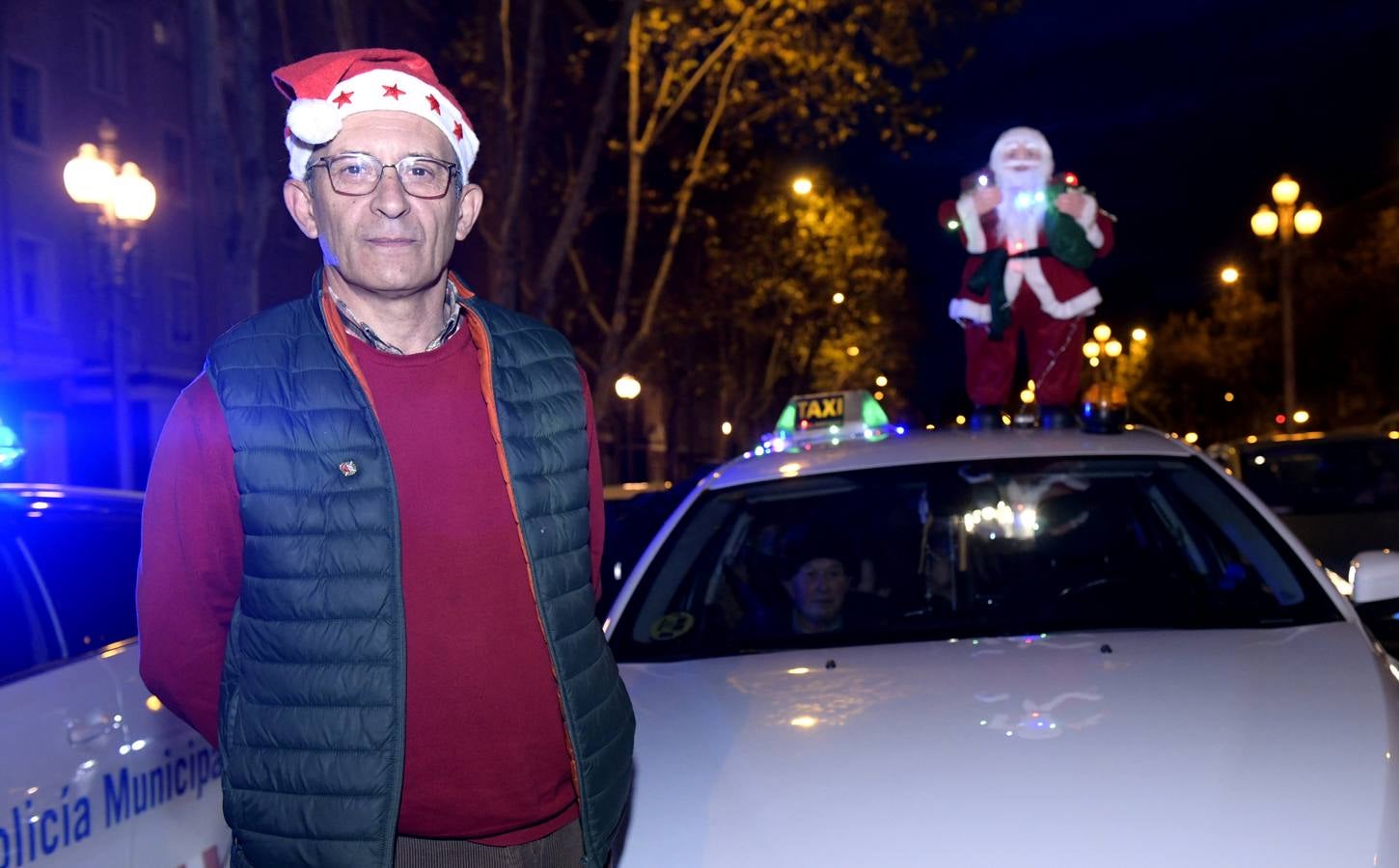Más de 150 ancianos de una docena de residencias han participado por primera vez en una iniciativa navideña promovida por los taxistas de la ciudad
