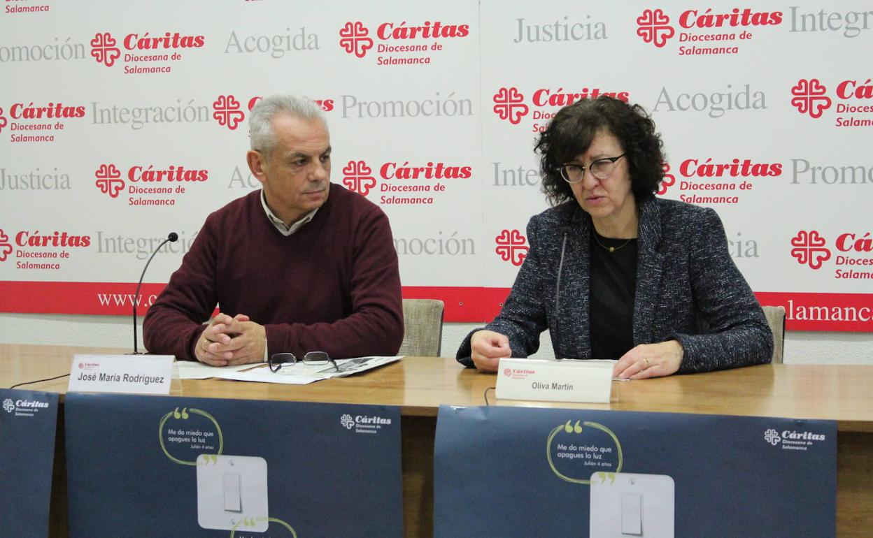 José María Rodríguez y Olivia Martín informaron sobre la campaña de Cáritas Salamanca. 
