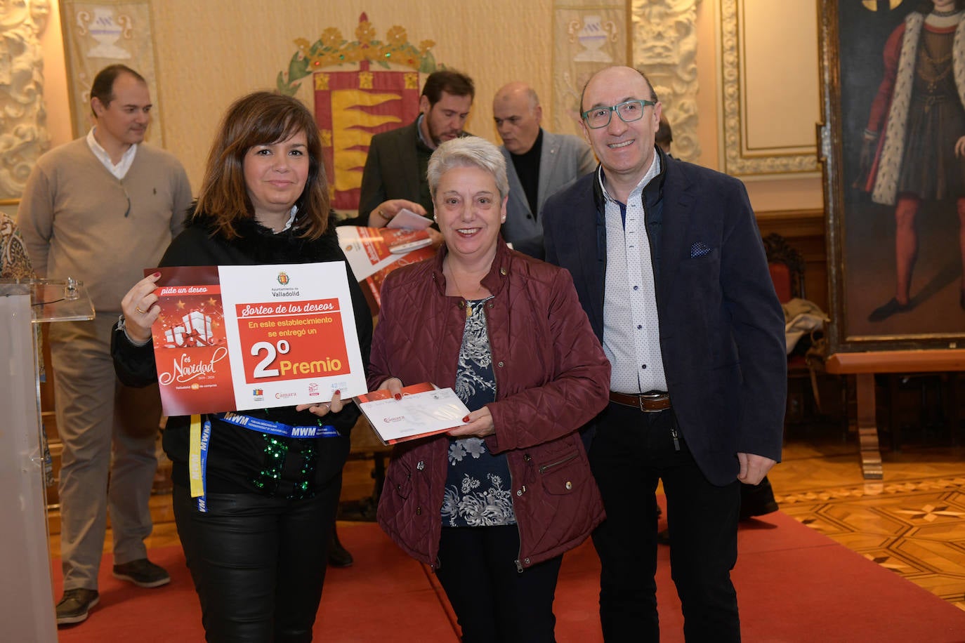 Fotos: algún premio del Árbol de los Deseos del comercio de Valladolid