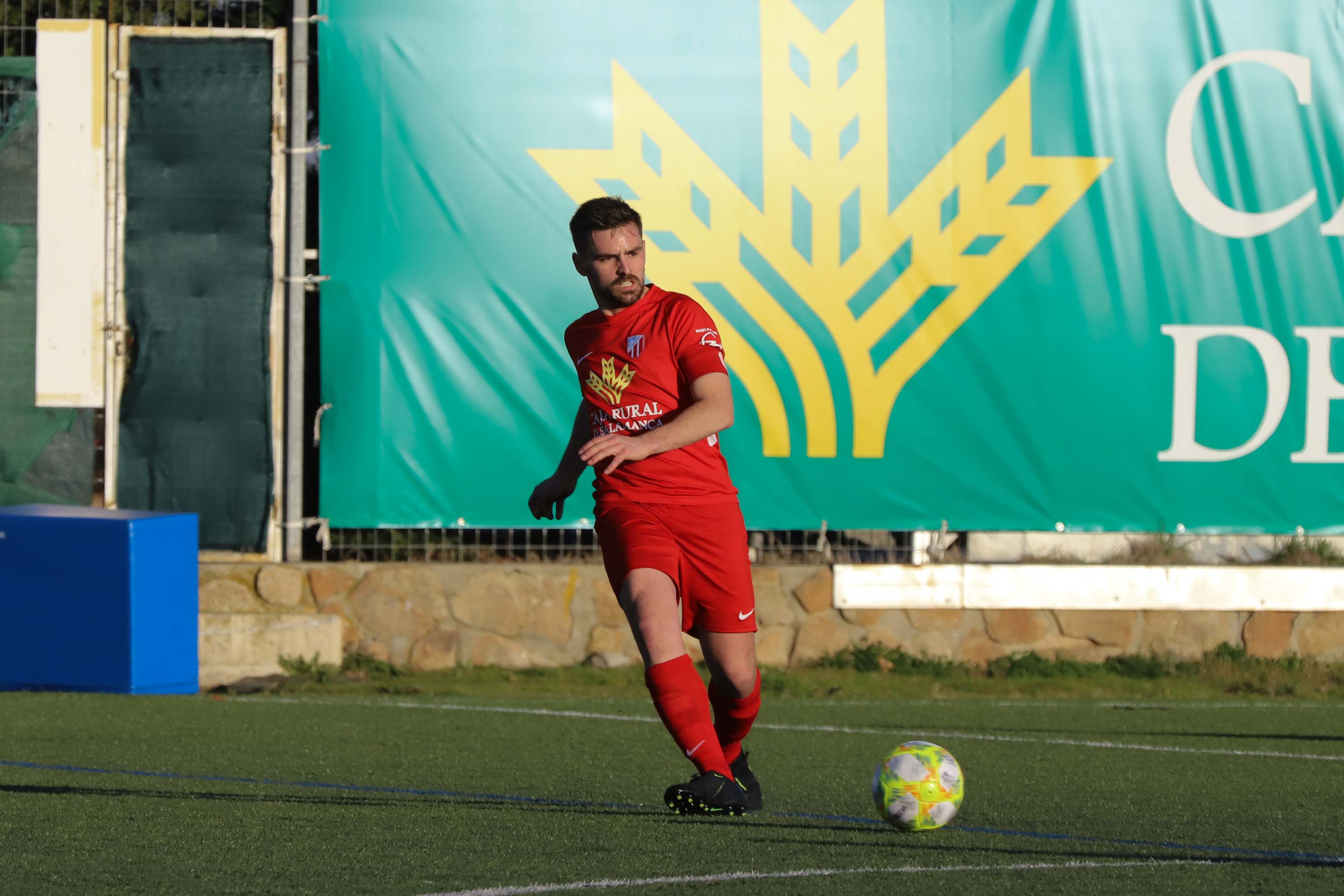 Fotos: La falta de gol impide la victoria del Santa Marta ante La Bañeza