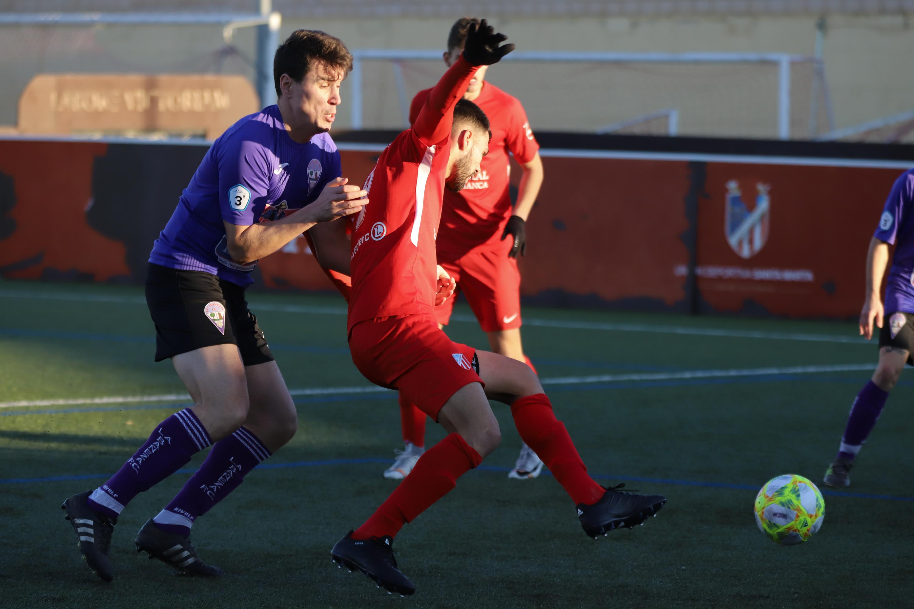 Fotos: La falta de gol impide la victoria del Santa Marta ante La Bañeza
