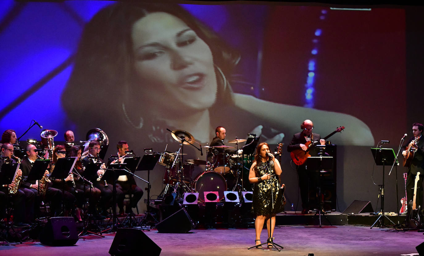 Celebración de Mira quien canta en el auditorio de El Espina. PEDRO LUIS MERINO