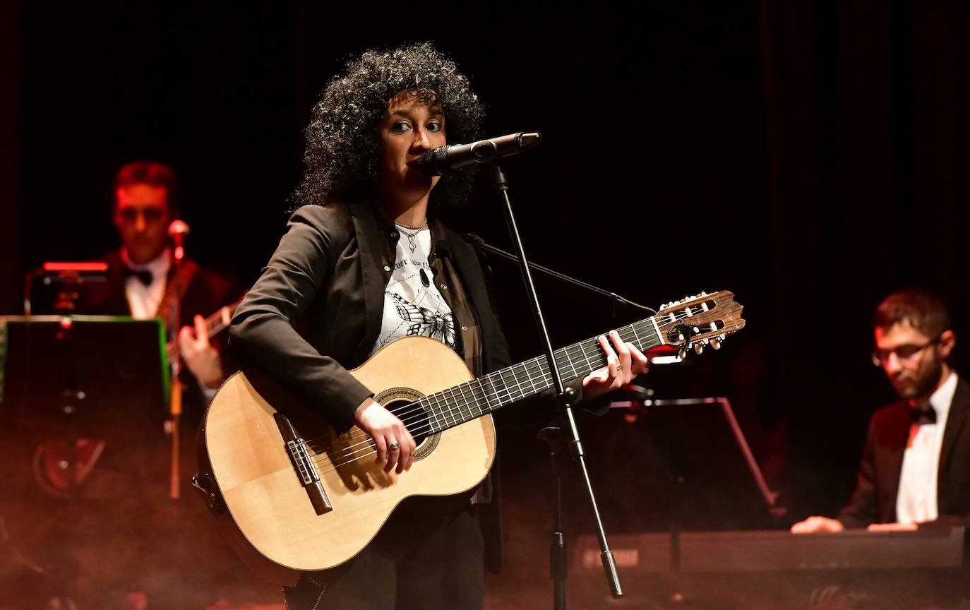 Celebración de Mira quien canta en el auditorio de El Espina. PEDRO LUIS MERINO