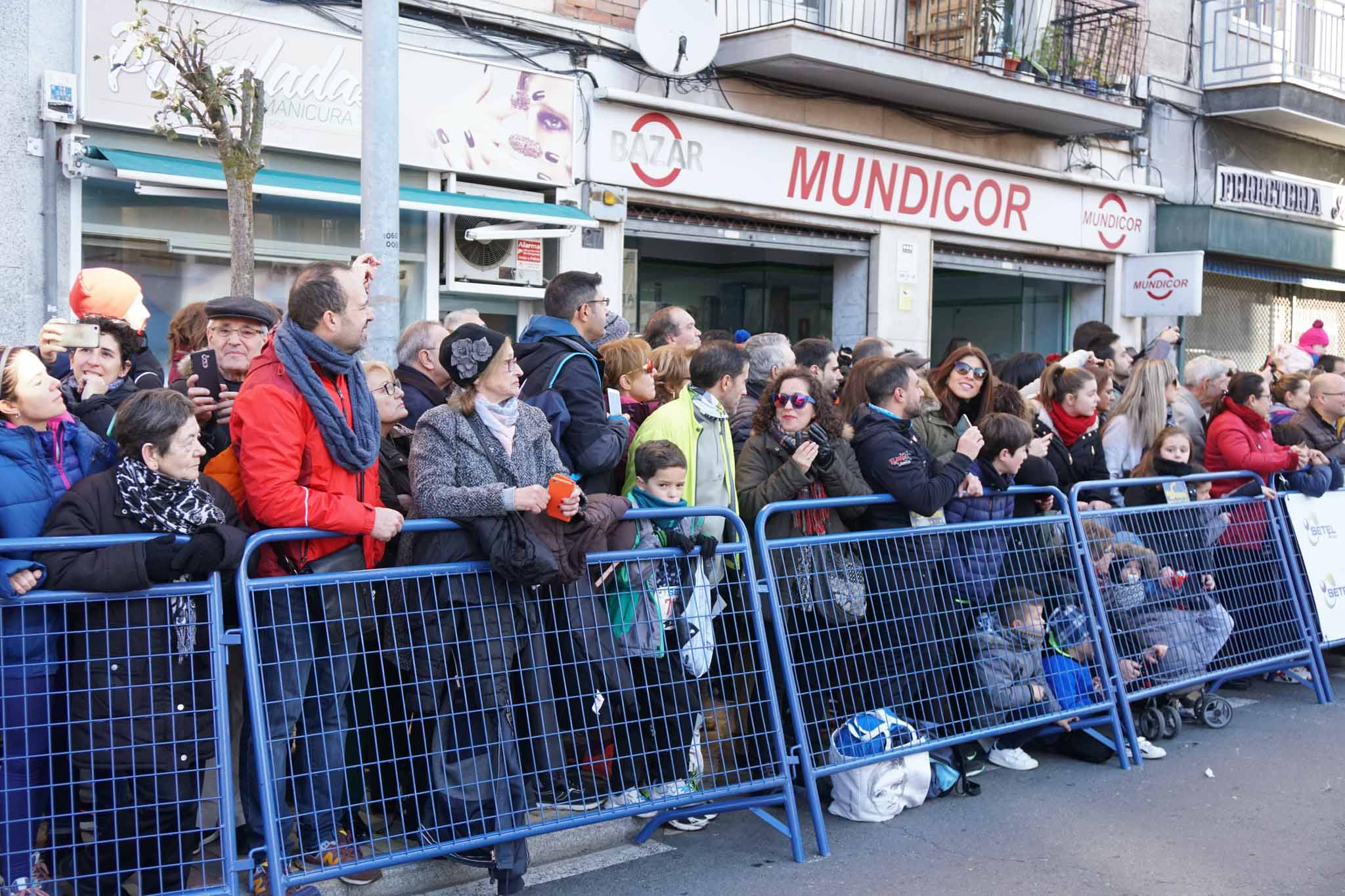 Primera carrera de niños de la San Silvestre salmantina. 