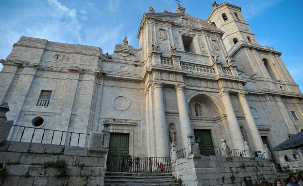 Fachada de la Catedral de Valladolid.