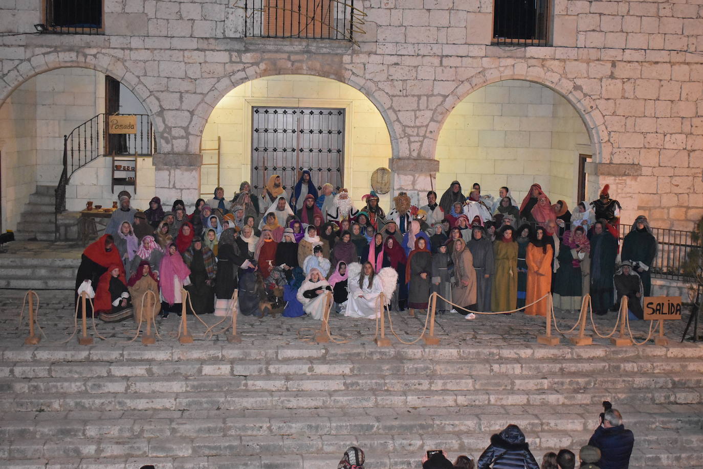 En esta XI edición participaron los 25 quintos de este año. Este montaje destacó principalmente por su realismo y gran variedad de escenas y antiguos oficios, como el pescadero, hortelano, panadero, y el cantero, representado por su alcalde, Félix Velasco.