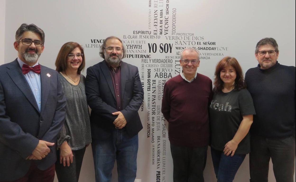Jurados del premio, Lugilde, Tebas, Alencart, Sánchez, Lagos y González.