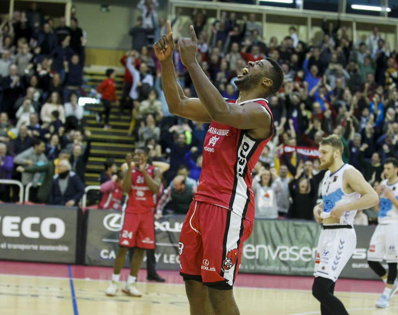 La fortaleza mental de los de Hugo López resultó clave para superar los momentos delicados ante un Delteco Guipúzcoa que no peridió la cara al partido y que llegó a levantar quince puntos en contra. 