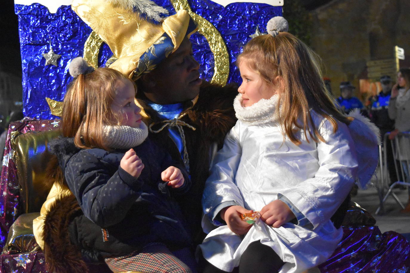 Los Reyes Magos en la cabalgata de aguilar.