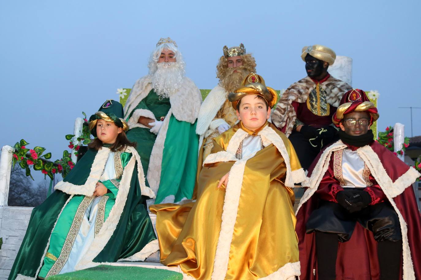 Baltanás recibe a los Reyes Magos con chocolates y roscón.