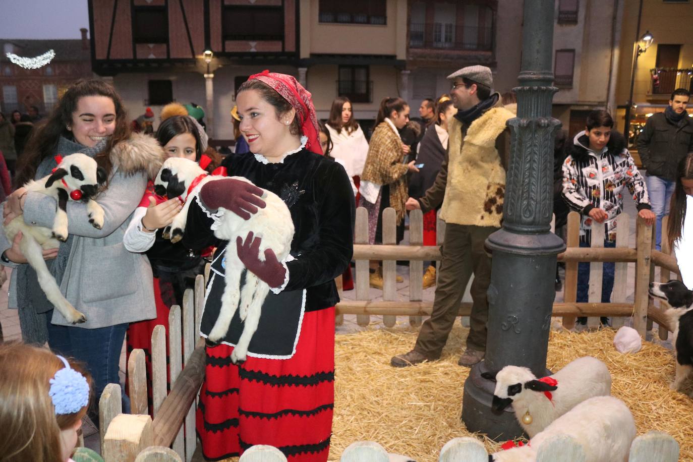 Baltanás recibe a los Reyes Magos con chocolates y roscón.