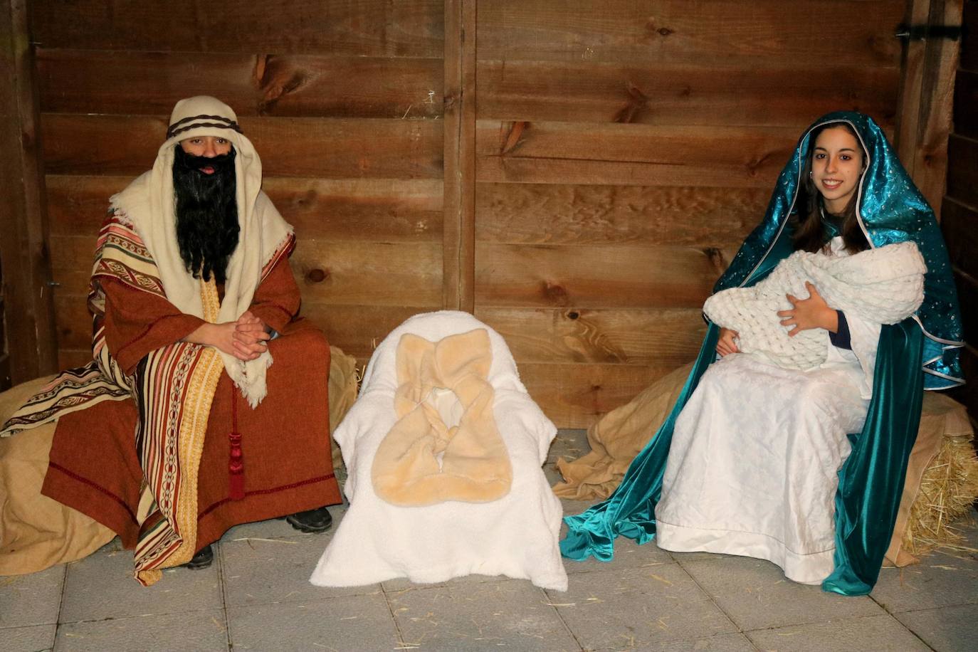 Baltanás recibe a los Reyes Magos con chocolates y roscón.