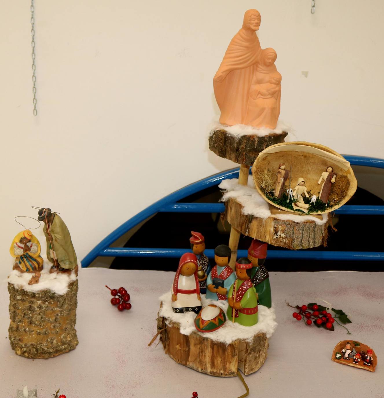 Belenes del mundo, en una exposición en Venta de Baños. 