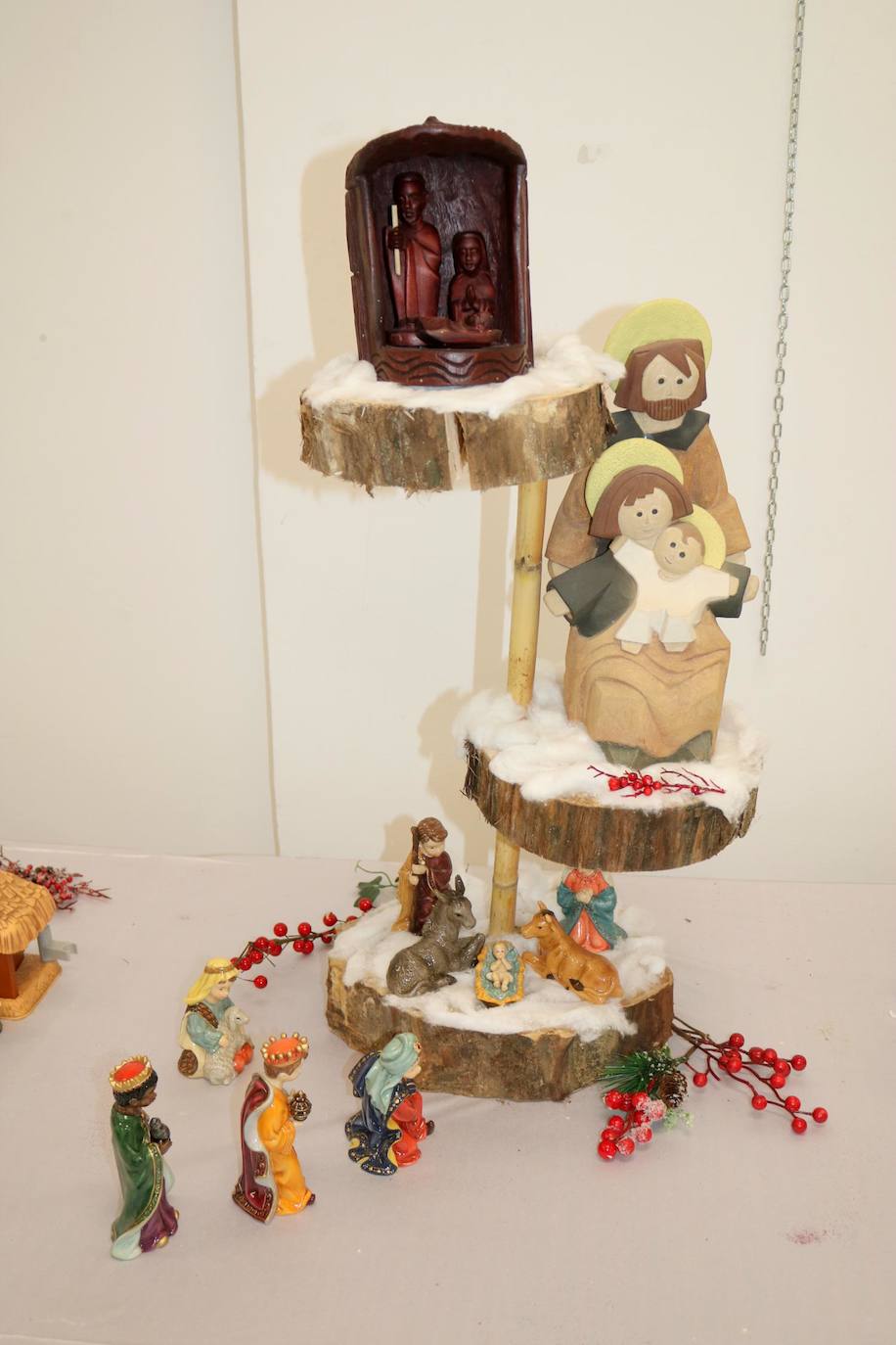 Belenes del mundo, en una exposición en Venta de Baños. 