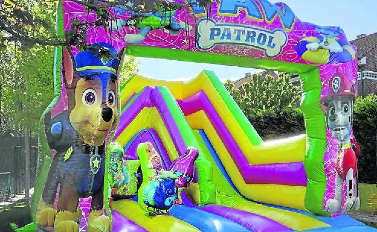 El hinchable robado en el polígono de Villalobón. 