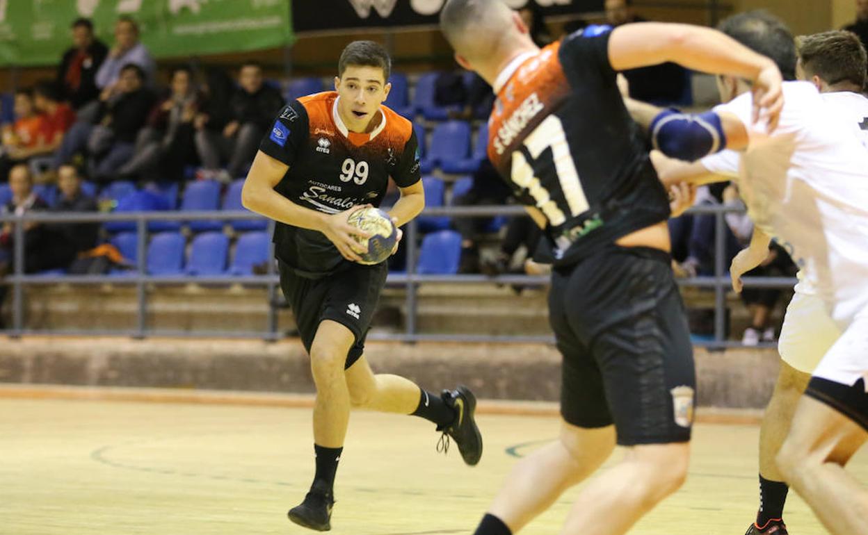 Álvaro Carretero, en un partido anterior. 