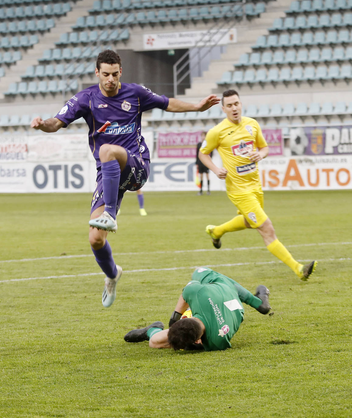 El Cristo arrolla a La Bañeza. 