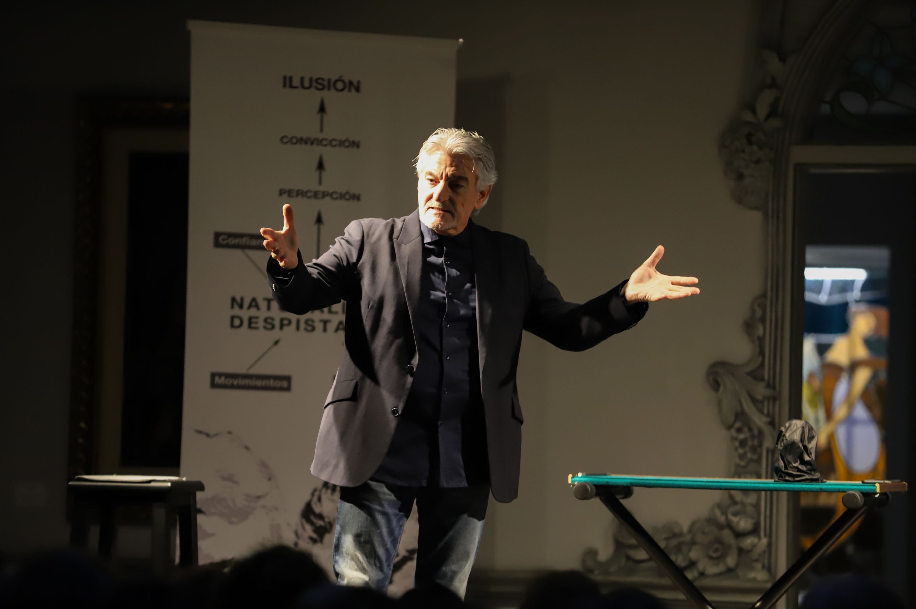 Fotos: Magia y nuerociencia se dan la mano en la Casa Lis