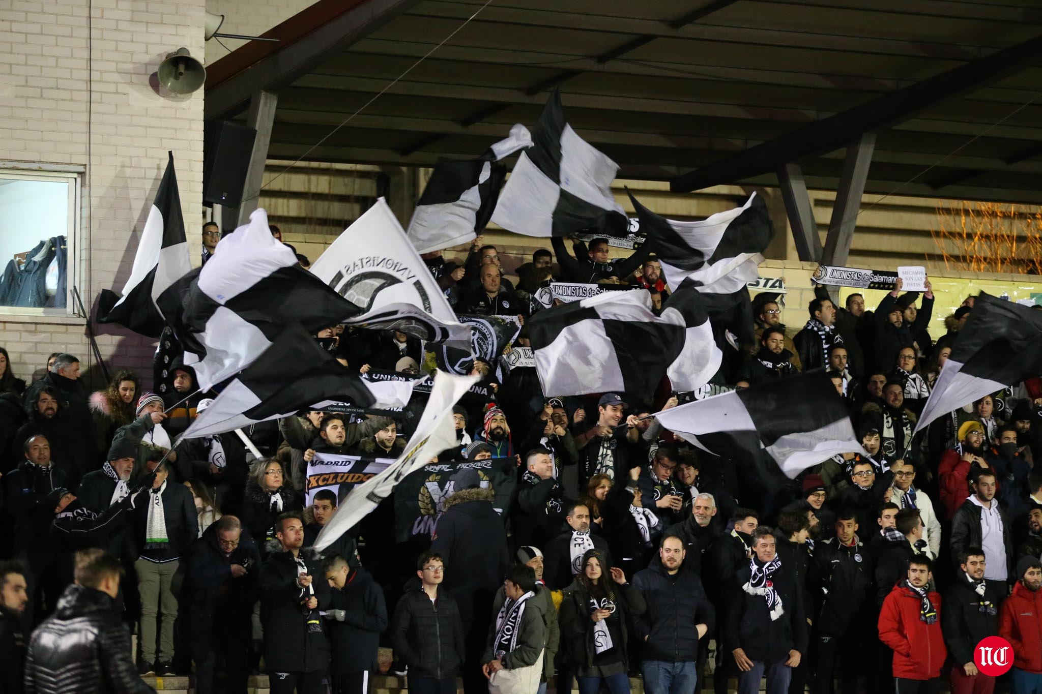 Unionistas ha logrado empezar la segunda vuelta fuera del descenso en el grupo II de Segunda B. Los de Jabi Luaces, que llevan seis jornadas seguidas sin perder, han vencido al Barakaldo en el choque de la 20ª jornada gracias a un tanto de Guille Andrés en el tramo final 