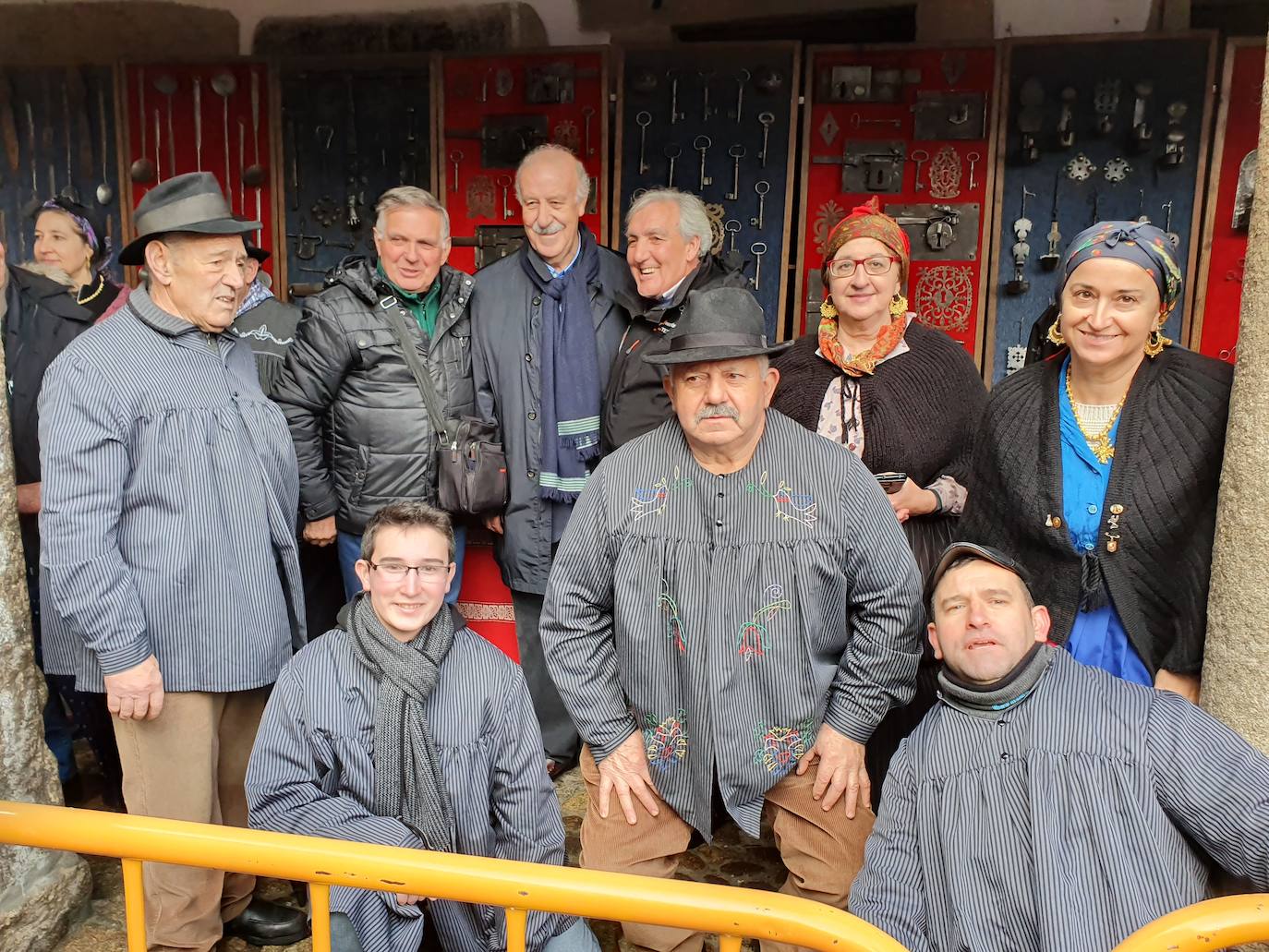 Fotos: La rifa del marrano de San Antón en La Alberca de Salamanca