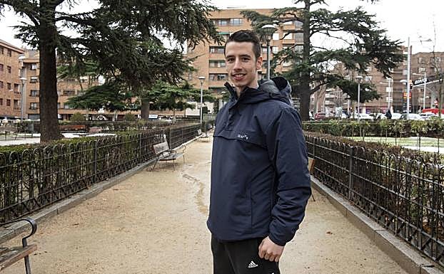 David Arranz posa este martes en los Jardinillos de San Roque. 