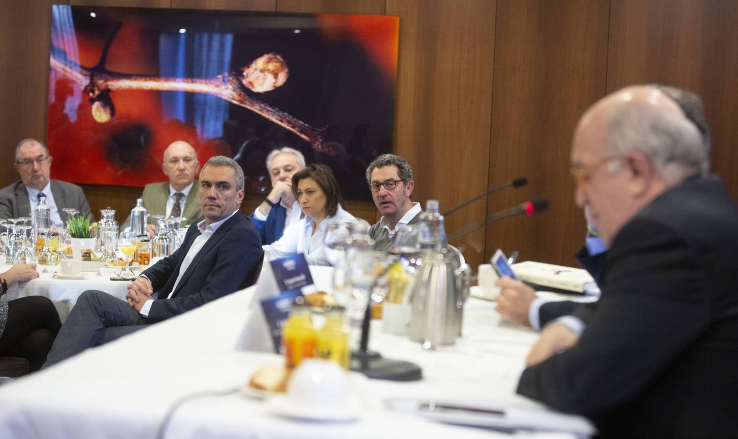 Bajo el título 'Europa después del Brexit', el exvicepresidente y comisario de Competencia de la CE, ha analizado el futuro de la Unión Europea una vez que se materialice la salida de Reino Unido