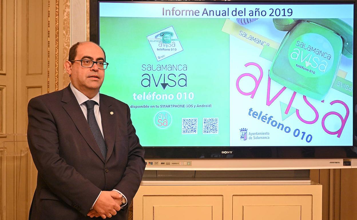 El concejal Fernando Rodríguez ofreció el balance anual del servicio 'Salamanca Avisa'.