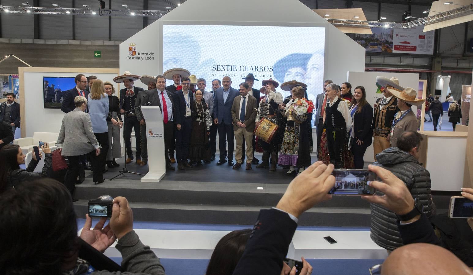 La comunidad apuesta por el deporte, la cultura y la gastronomía en la segunda jornada de la feria