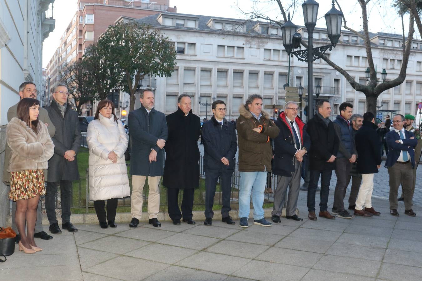 Con motivo de la festividad de San Francisco de Sales, patrón de los periodistas, efeméride que se conmemora mañana, el Palacio Real celebró un acto militar con una nutrida representación de los medios de comunicación de Valladolid y Palencia