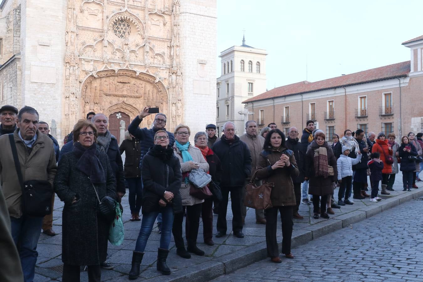 Con motivo de la festividad de San Francisco de Sales, patrón de los periodistas, efeméride que se conmemora mañana, el Palacio Real celebró un acto militar con una nutrida representación de los medios de comunicación de Valladolid y Palencia