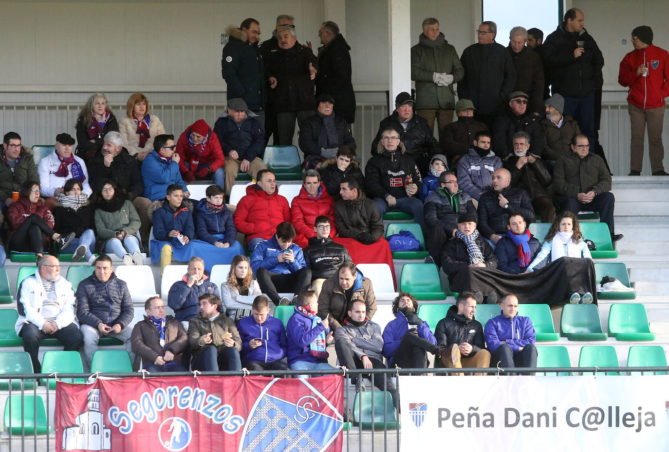 Partido entre la Gimnástica Segoviana y la Virgen del Camino 