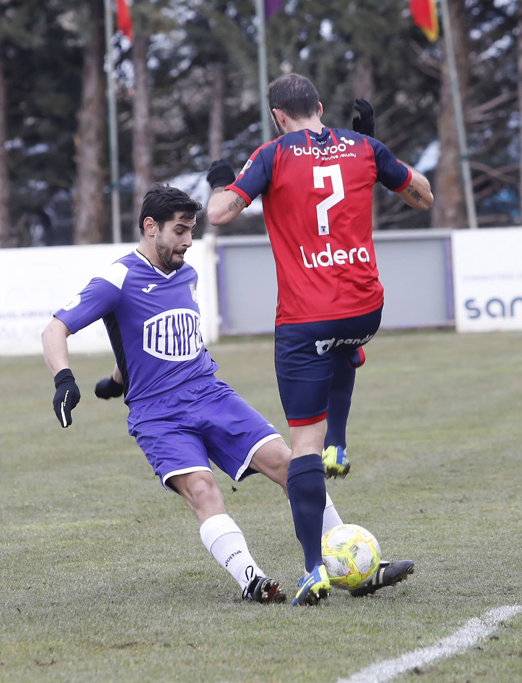 El equipo morado suma la quinta victoria de la temporada. 