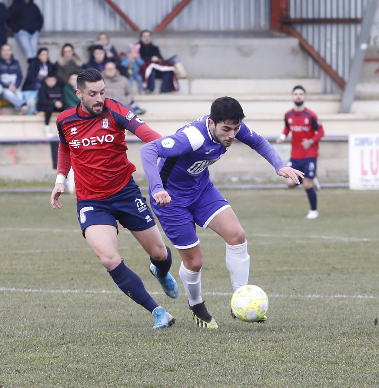El equipo morado suma la quinta victoria de la temporada. 