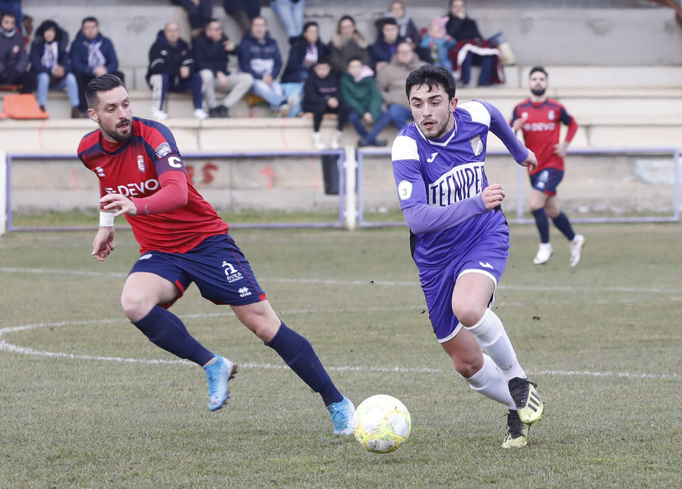El equipo morado suma la quinta victoria de la temporada. 