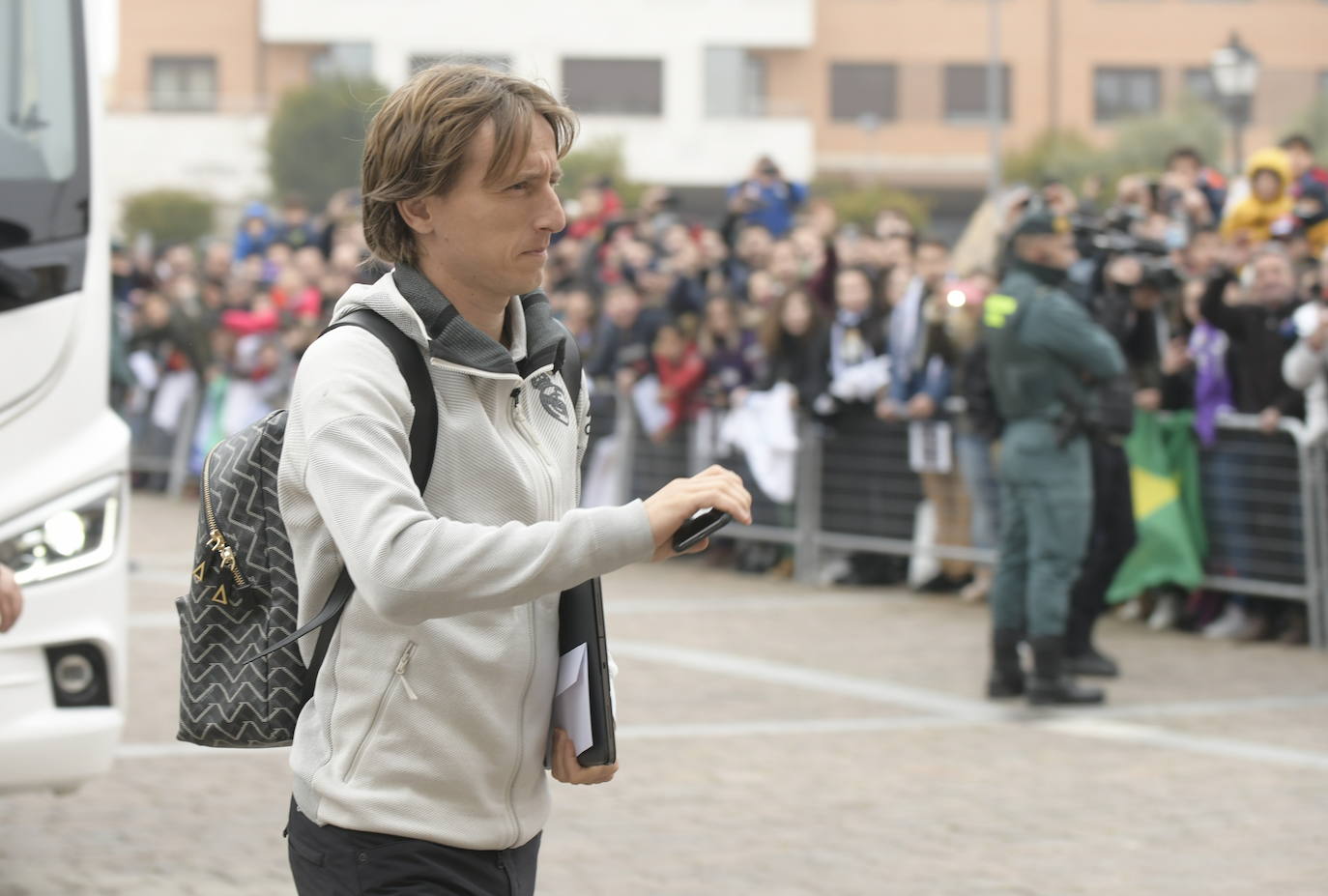Fotos: La llegada del Real Madrid a su hotel en Valladolid