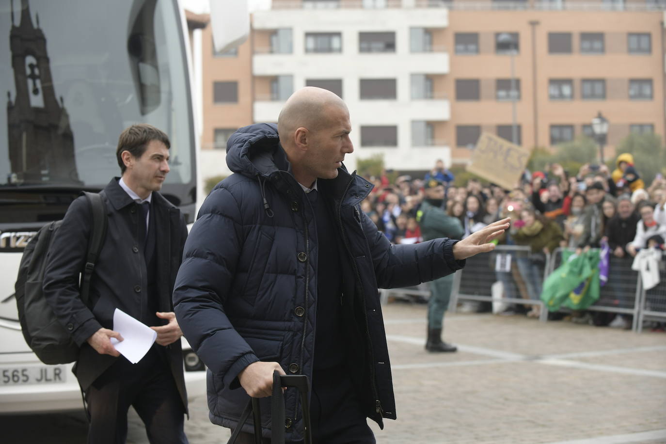 Fotos: La llegada del Real Madrid a su hotel en Valladolid