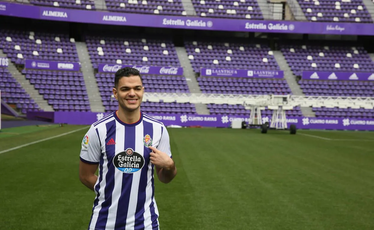 Hatem Ben Arfa ha pisado ya el césped de Zorrilla. 