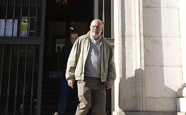 Francisco Igea, a la salida de la Fiscalía. 