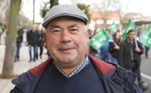 «Tengo tres hijos y ninguno quiere darme el relevo»