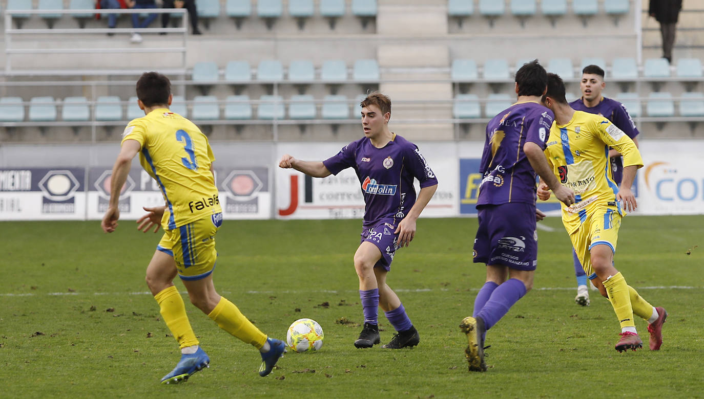 El Palencia Cristo perdió ante la Arandina. 