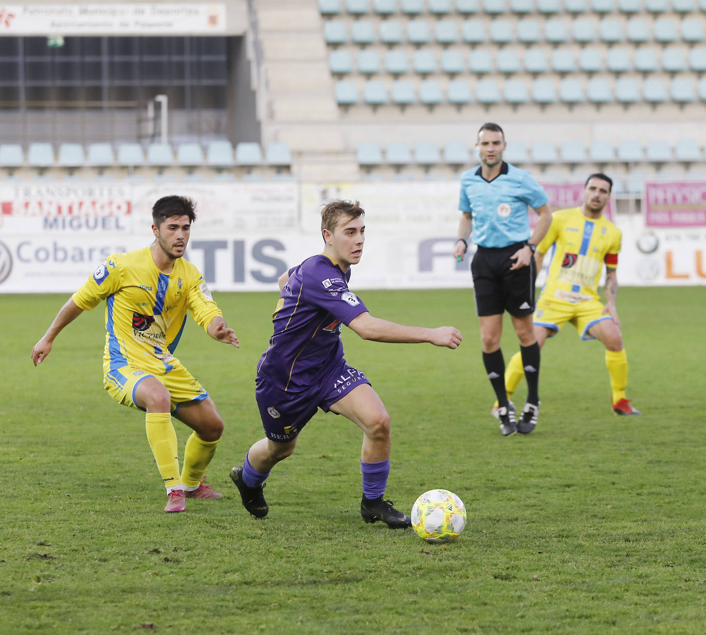 El Palencia Cristo perdió ante la Arandina. 