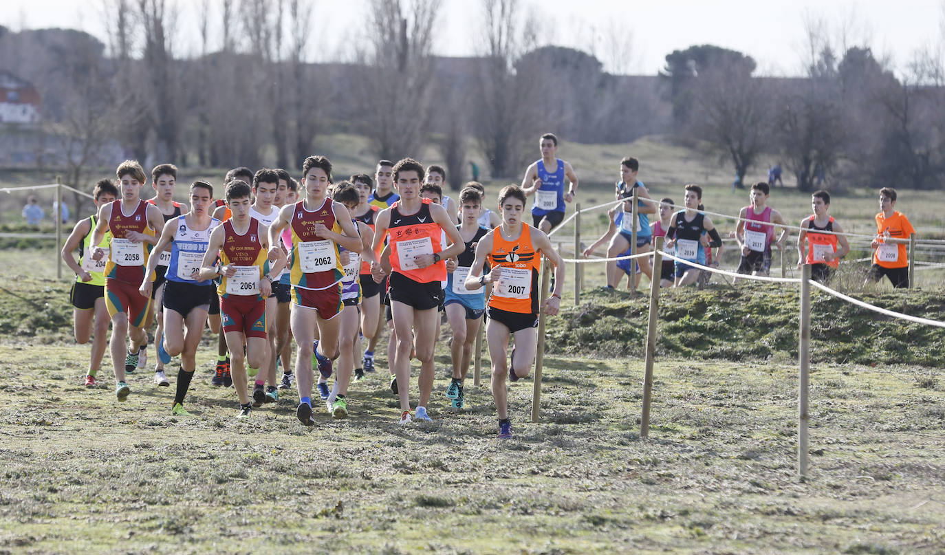 La Cañada Real ha acogido esta mañana el Cross Internacional Ciudad de Valladolid. 