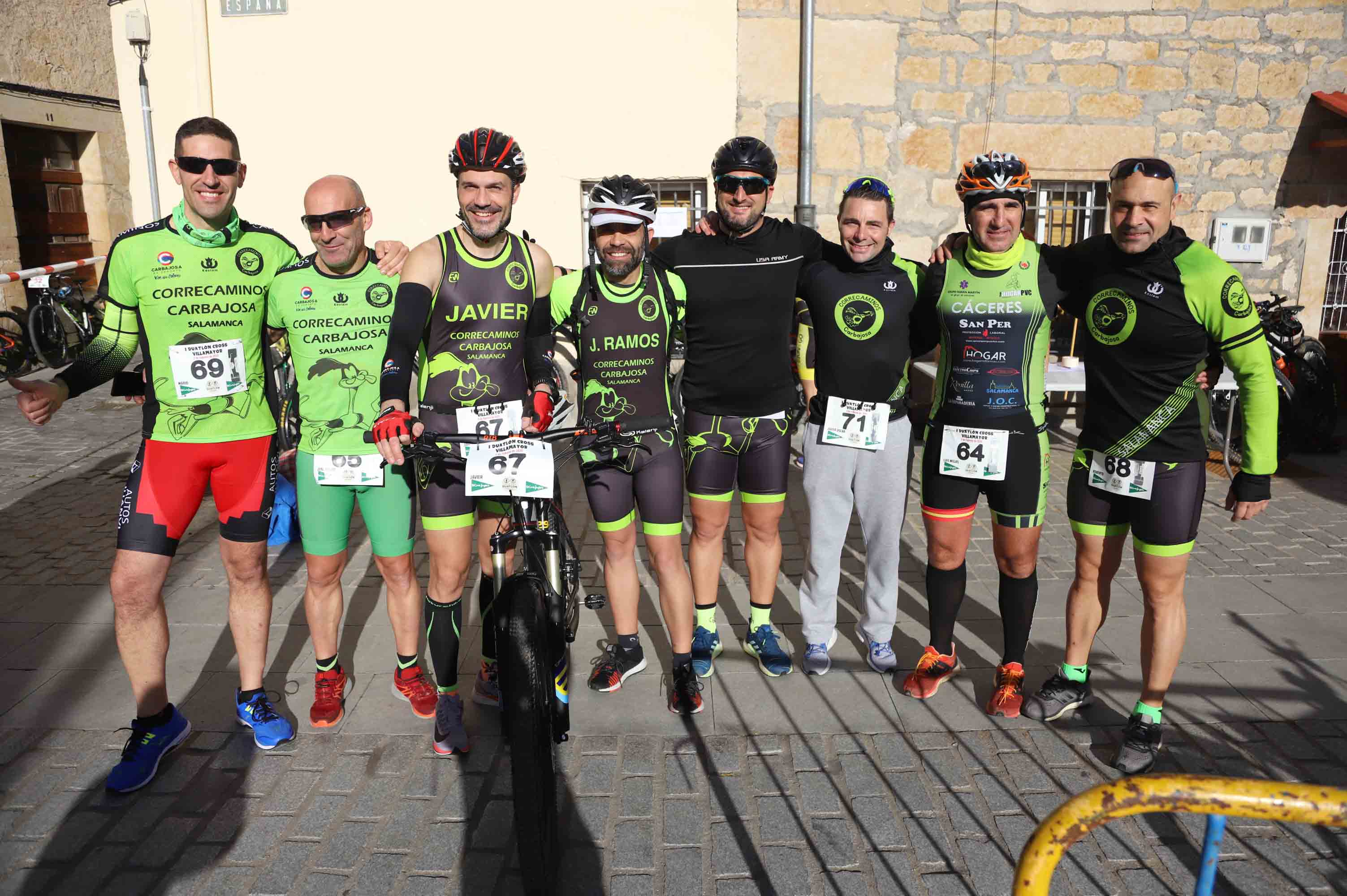 Participantes en el Duatlon de Villamayor. 