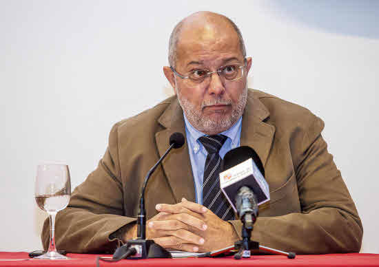 Francisco Igea en un Congreso