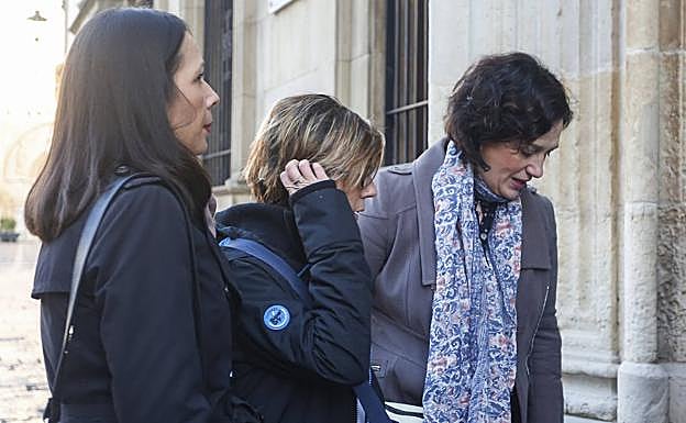 Entrada en los juzgados.