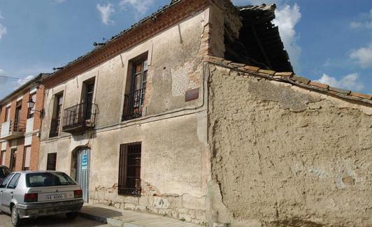 Estado de la vivienda cuando la Fundación formalizó la compra, en 2006.