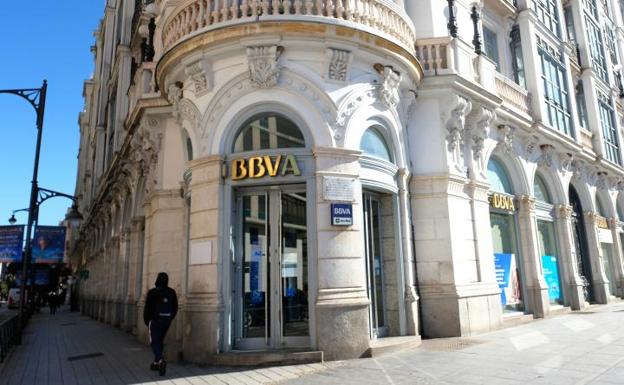 Oficina del BBVA en el edificio Casa Mantilla en la calle Recoletos. 